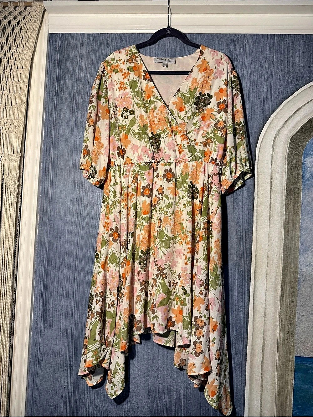 Parker & Rowe Floral High Low Dress in Pink & Orange XL Like New